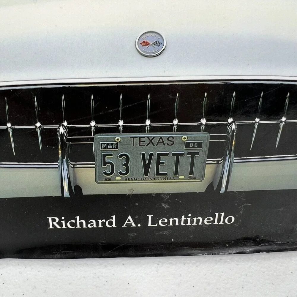Auto Focus Corvette by Richard Lentinelto - First‎ Edition 1999 Hardback